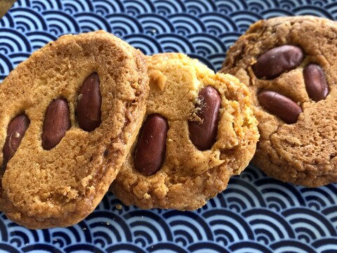 懐かしの味 ピーナツ煎餅